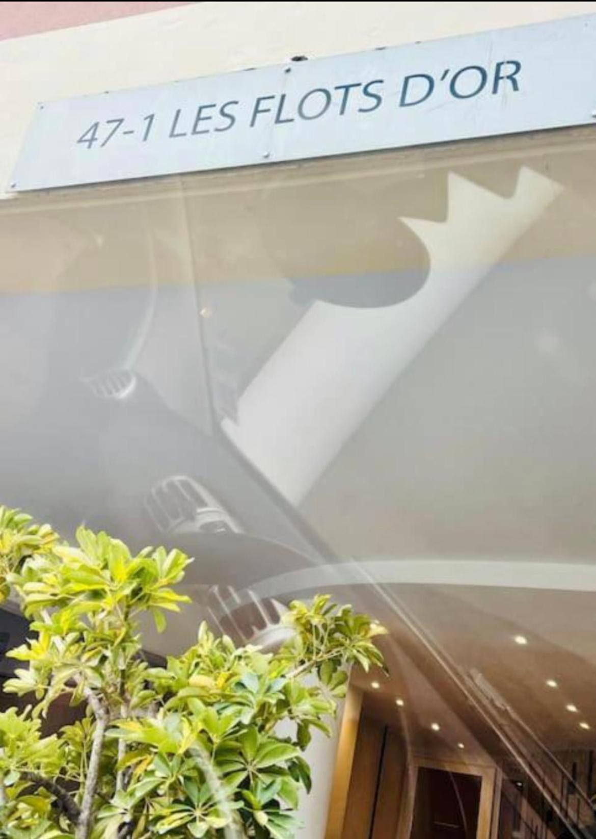 Apartamento Reve Au 7E Ciel Piscine Baie De Monaco Beausoleil Exterior foto